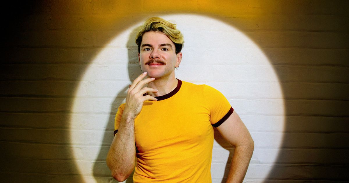 Christopher Hall: Pizazz